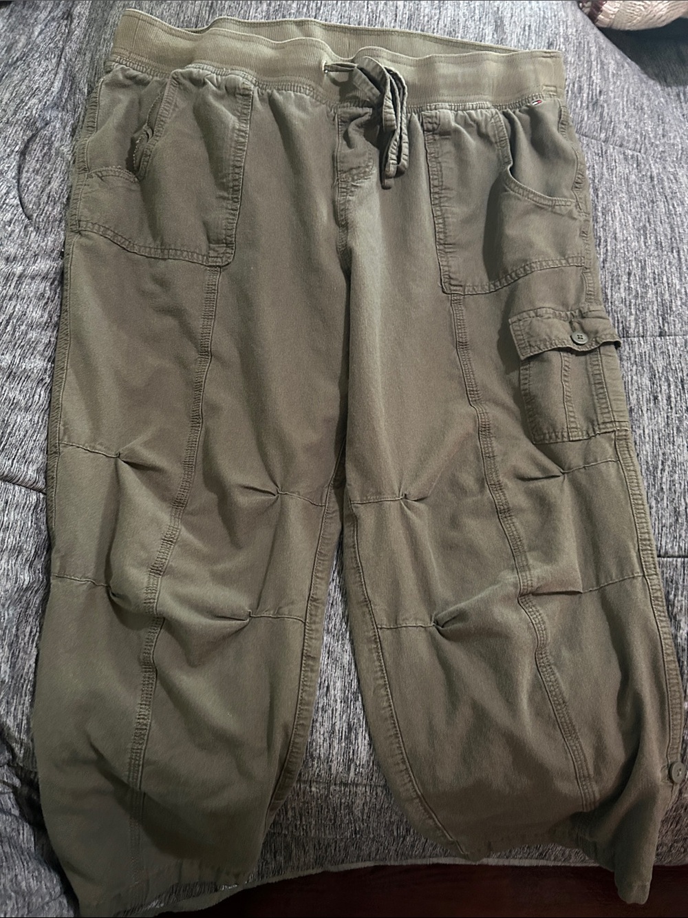 Tommy Hilfiger Olive Green Capris Cargo Drawstring Waist